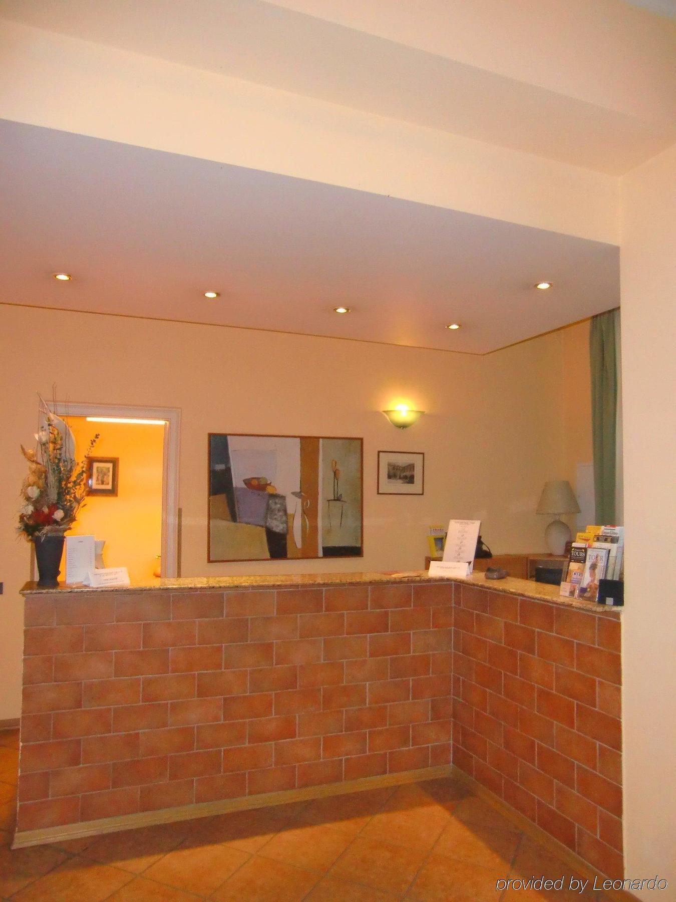 Central Hotel Tiepolo Прага Интерьер фото