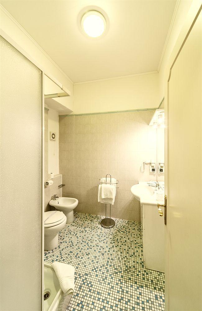 Central Hotel Tiepolo Прага Экстерьер фото