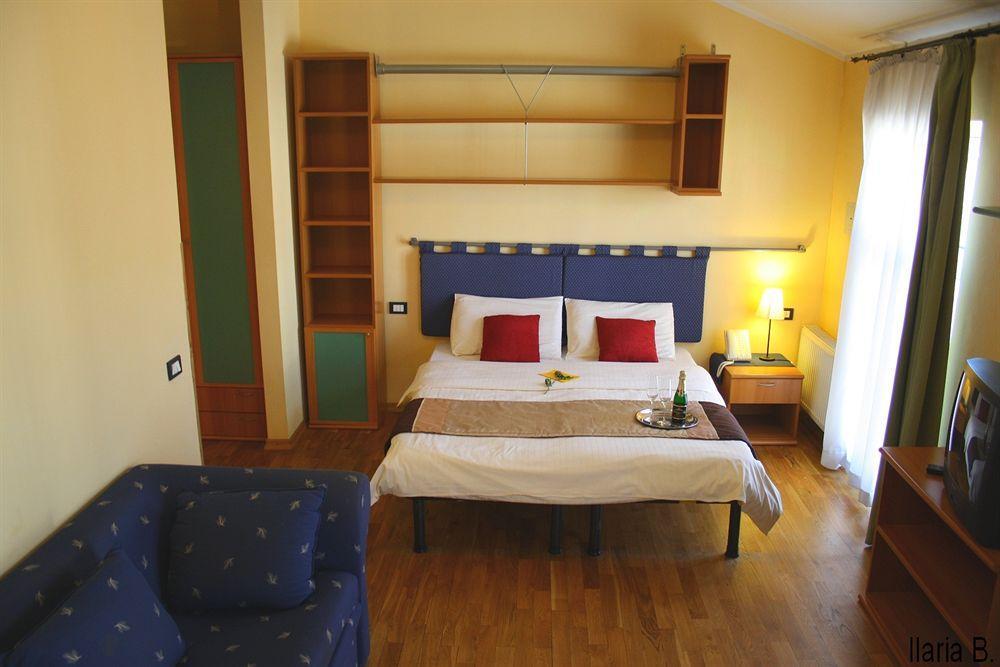 Central Hotel Tiepolo Прага Экстерьер фото